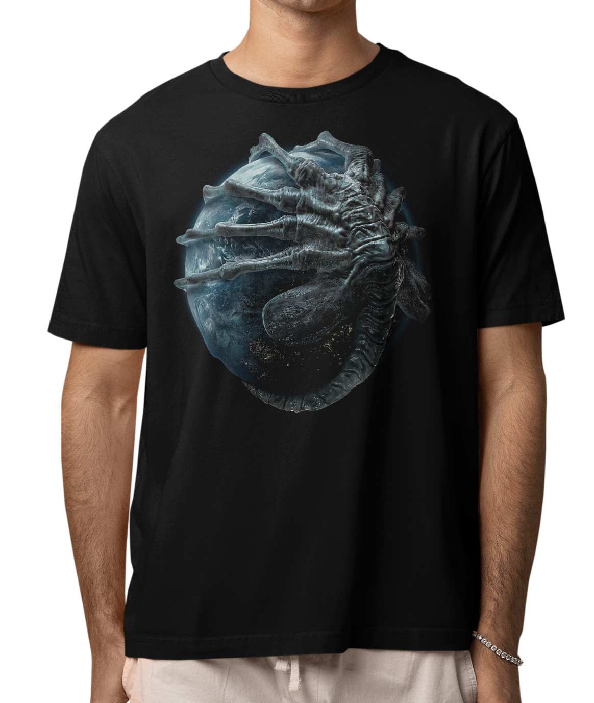 CAMISETA / SUDADERA CINE ALIEN LA TIERRRA